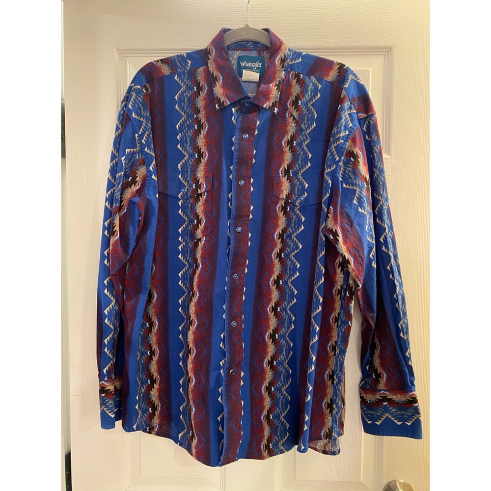 Men’s Wrangler pearl snap tribal
